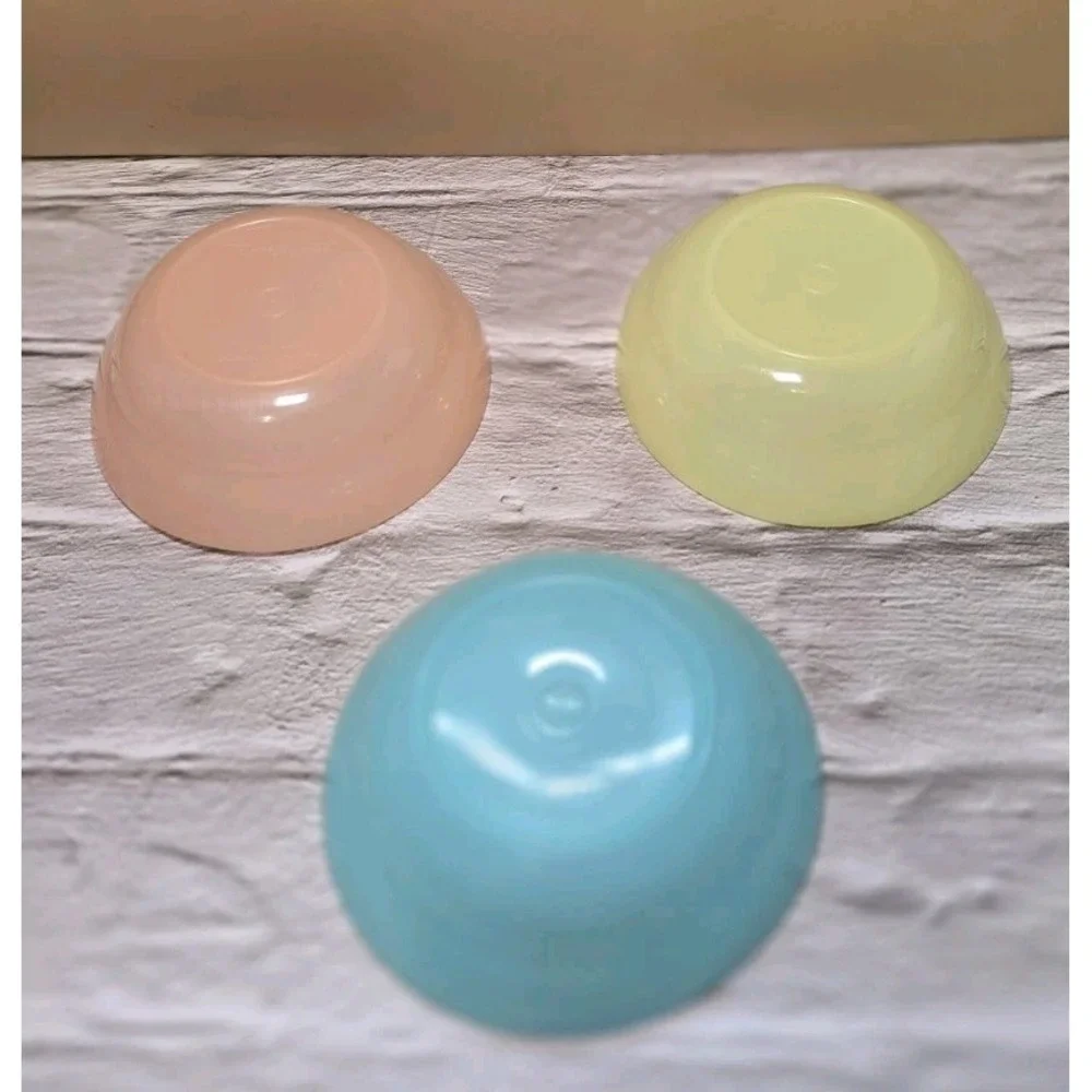 Tupperware Pastel Mini Bowls #154 Set Of Three Bowls No Lids Blue, Yellow,...